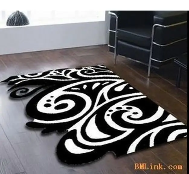 

Classical Black and white carpet Manual Acrylic Living room Bedroom Flower shaped cushions Custom made