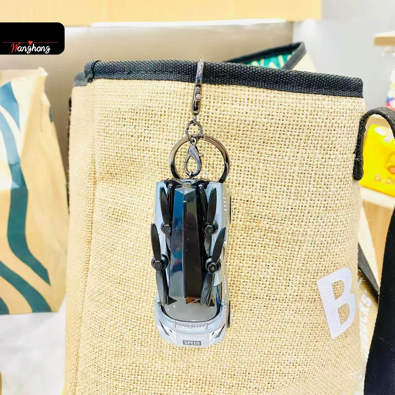 Nouveau modèle de voiture en alliage d'énergie, avion créatif, Concept de Simulation de voiture, sac cadeau pour enfants, décoration pendentif clé