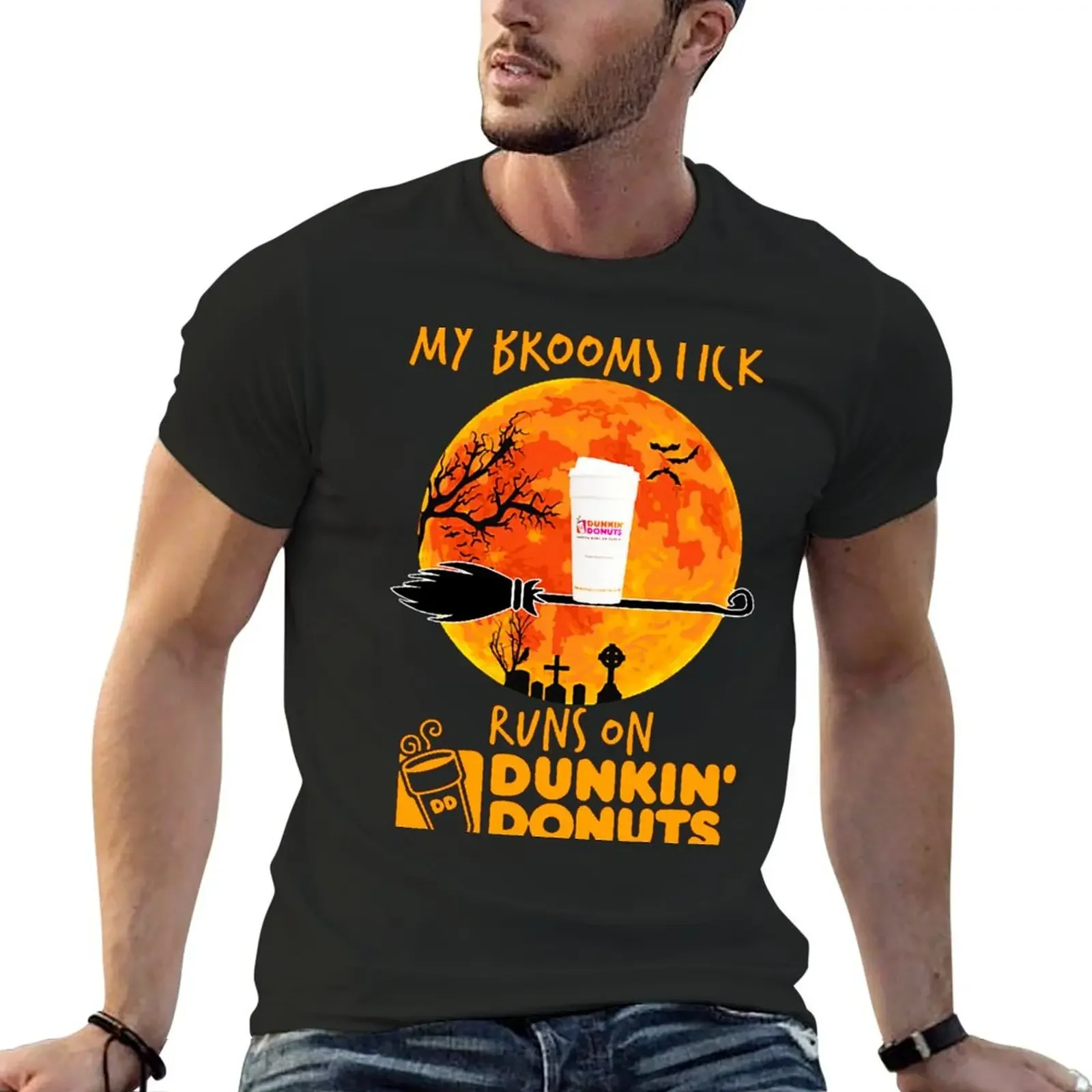 Mi escoba corre en Dunkin amp rsquo Donuts regalo para hombres y mujeres, regalo día de Halloween, Acción de Gracias, camiseta del día de Navidad