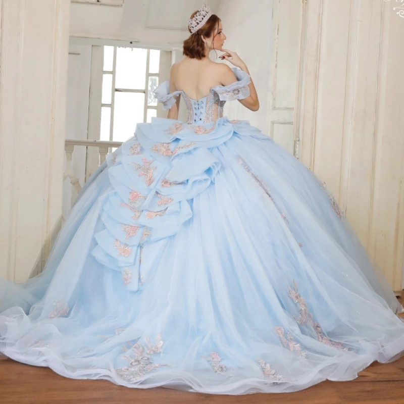 فساتين Quinceanera باللون الأزرق السماوي اللامع قبالة الكتف مزين بالدانتيل والخرز تول حفلة عيد ميلاد حلوة 16 فستان فيستدوس