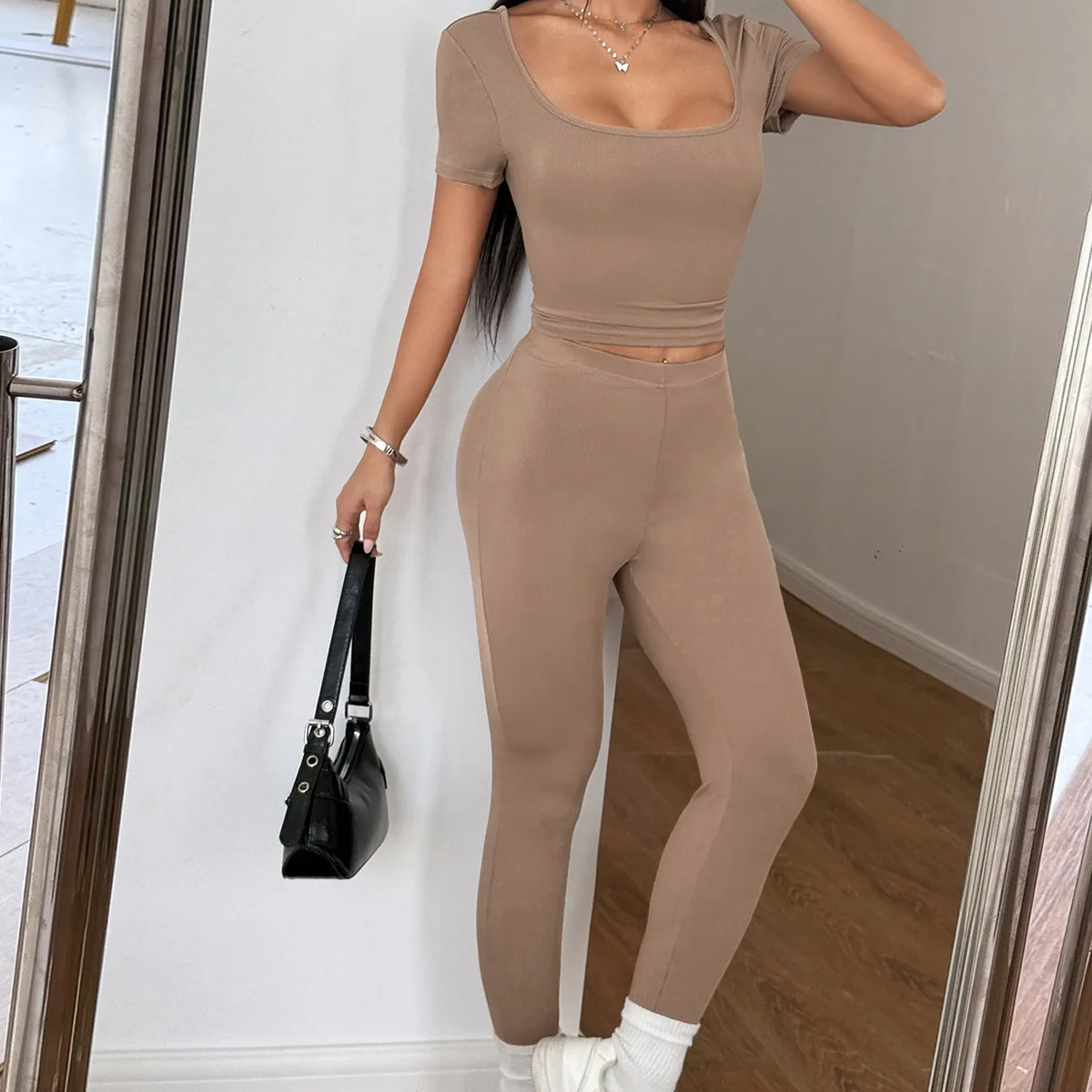 Sport Yoga Tinta unita Abito a due pezzi Abbigliamento donna 2025 Tuta primaverile ed estiva Donna Eleganza