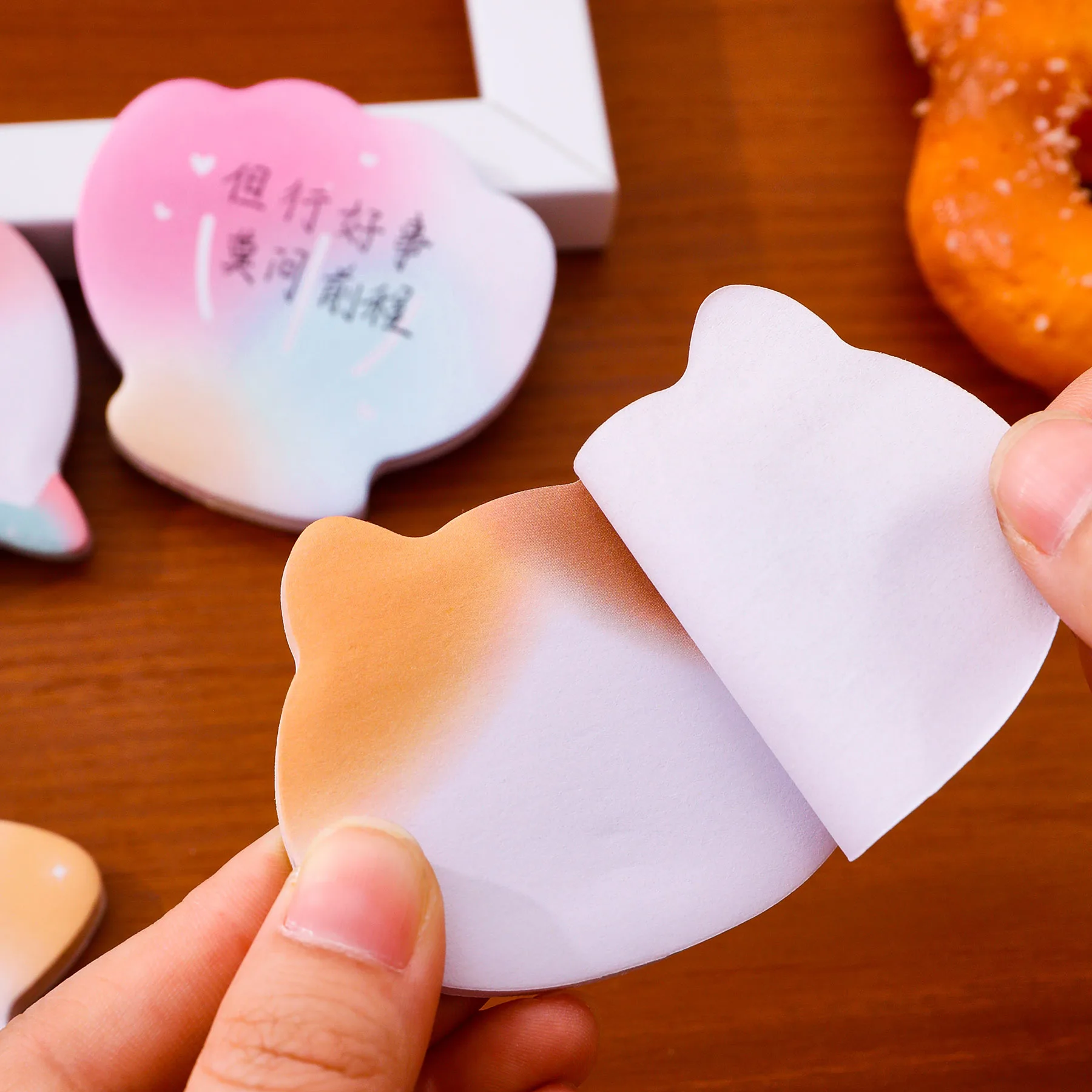 Cute Special-Shaped Gradient Sticky Notes for Students Note-Taking Paper to Leave Messages Reusable N times Post Stationery