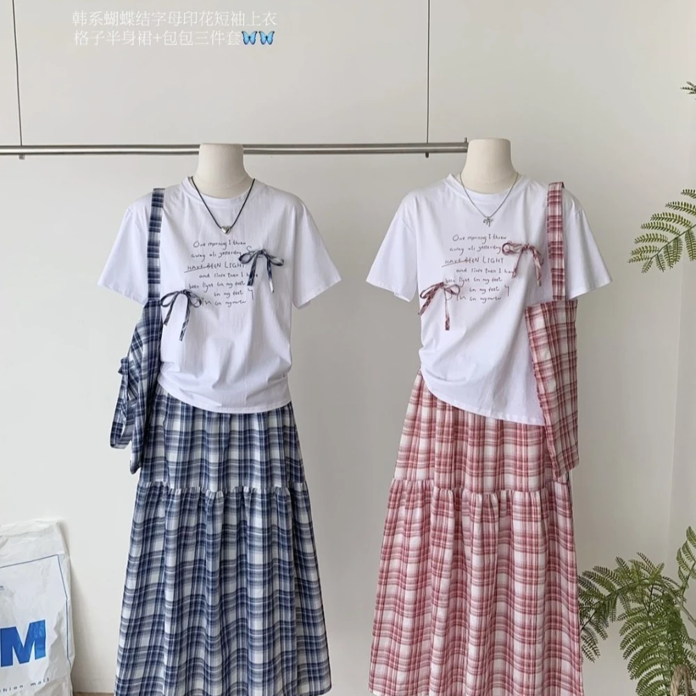 한국 심플 스몰 프레시 보우 플래드 세트 루즈핏 만능 반팔 티셔츠 + 플래드 스커트 + 가방