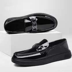 New Shoes for Men Genuine Leather Casual Shoes Street High End Patent Leather Slip-on Loafers Trend Comfortable Driving Shoes