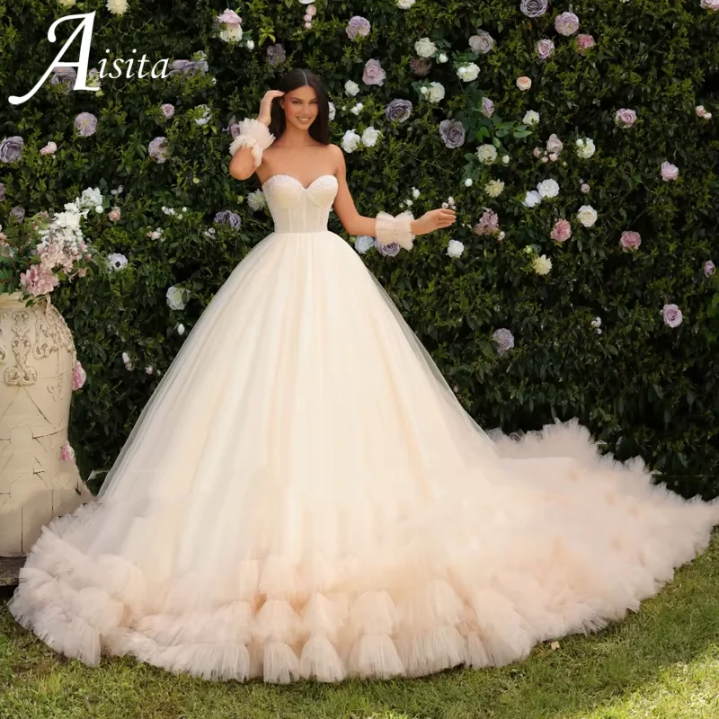 Sweetheart Strapless Lace Up Ball Gown Wedding Dress 2024 Tulle Delicate Beading Off Shoulder Princess Bridal Gown Customized