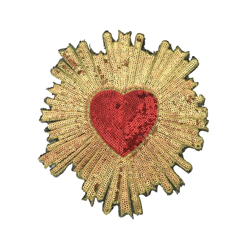 Decorazione fai da te Appliques paillettes forma di cuore per vestiti 3D patch con paillettes cuore rosso lucido con perline piccoli distintivi