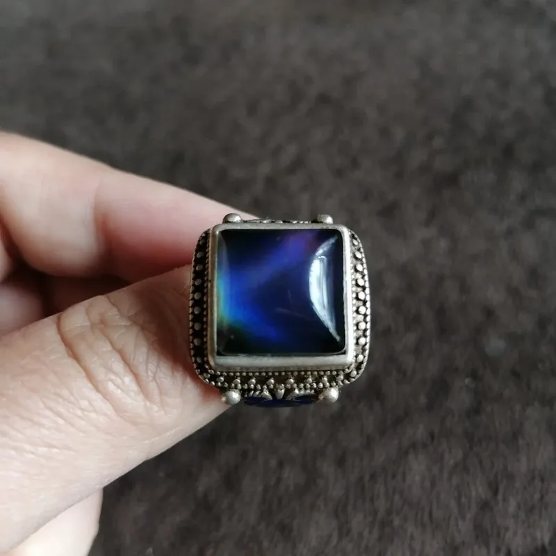 Antique Vintage Retro Silver Color-Changing Gemstones, Adjustable Size, With Aged Patina, Square Ring