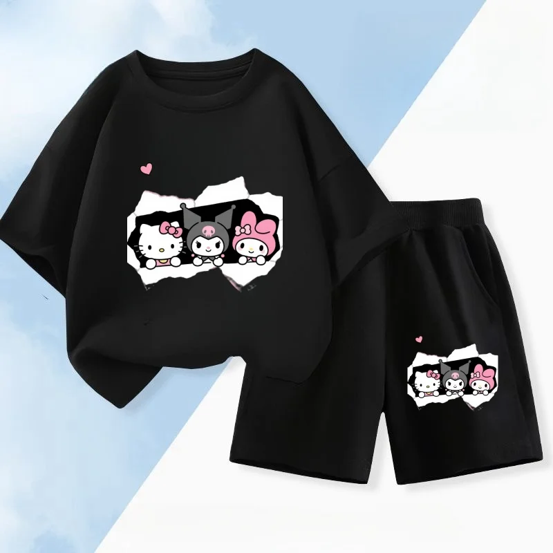 

Летний комплект одежды для маленьких девочек, детская футболка Sanrio Pochacco с мультяшным принтом и короткий костюм из 2 предметов, детский спортивный костюм с короткими рукавами