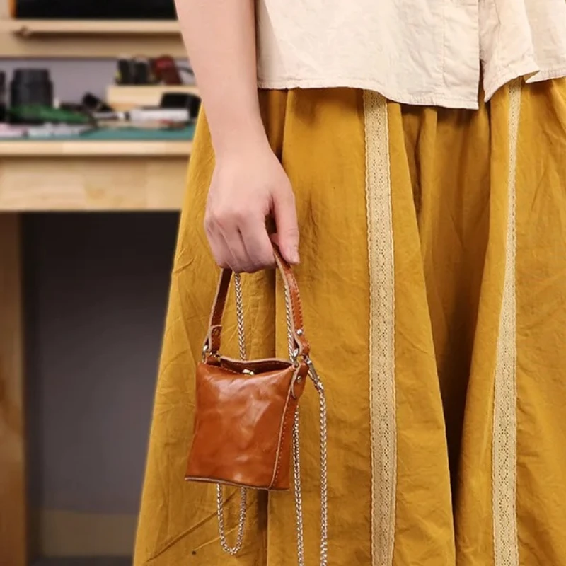 

Oil Wax Leather Mini Bucket Bag - Top Handle Pouch with Metal Chain, Trendy Designer Crossbody Shoulder Bags for Women