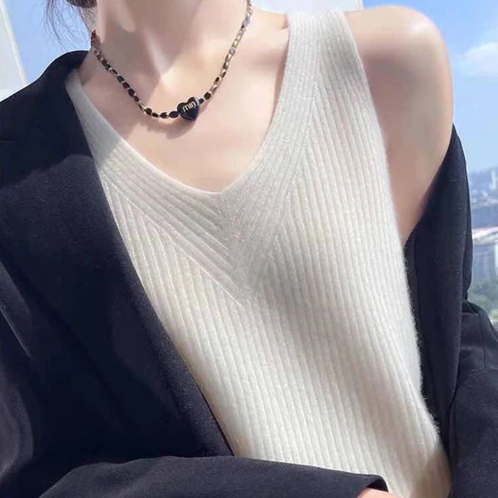 

Jaxmonoy Women's Cashmere Sleeveless Sweater Fashionable and Simple Solid Color Wool Kintted Vest 2026 Spring Autumn New Arrival