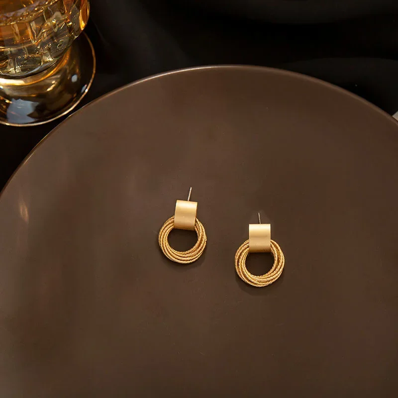 Retro Metal Gold Color Multiple Small Circle Stud Earrings for Women Korean Jewelry Fashion Wedding Party Earrings Jewelry Gifts image 6