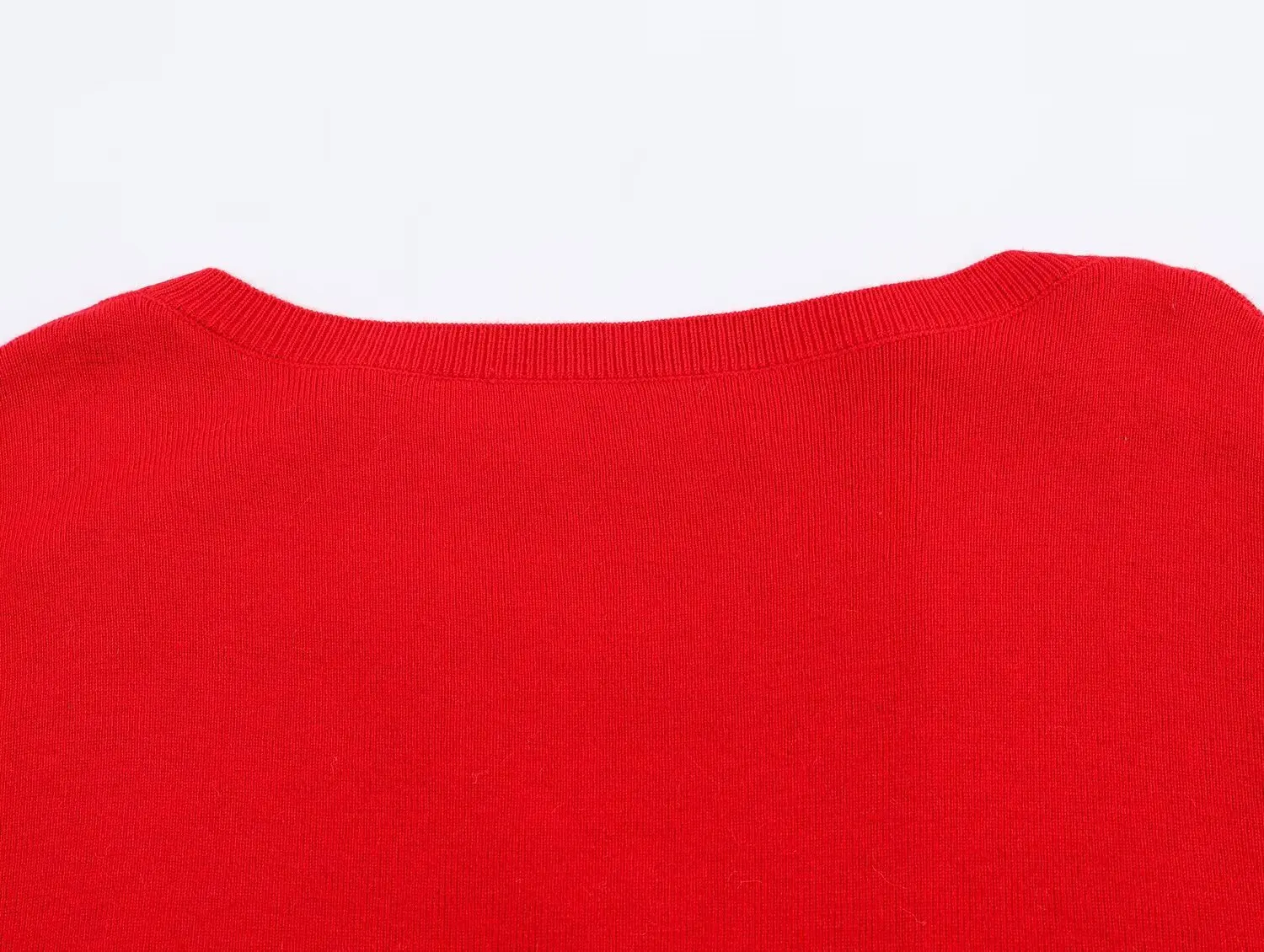 2025 maglione semplice in stile coreano da donna in autunno e inverno primavera e autunno design girocollo versatile top lavorato a maglia