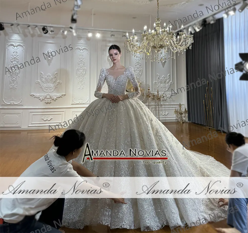 تخصيص NS5013 أماندا نوفيس 2026 نموذج جديد فستان الزفاف اللؤلؤ