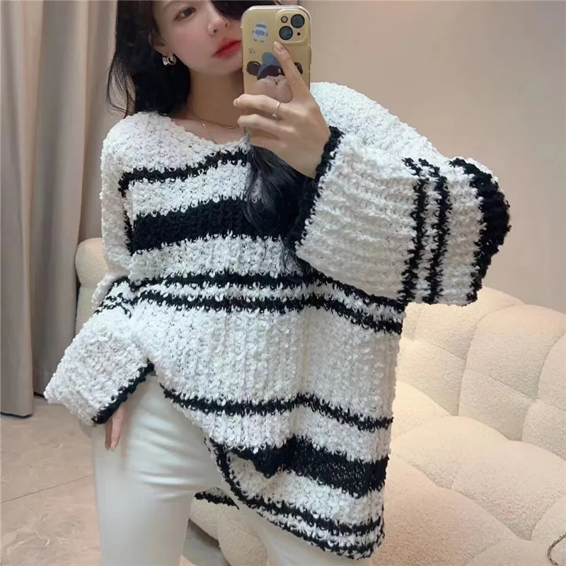 

Hsa 2023 Cute Women's Stripe V-Neck Hollow Out Shirt Pullovers Loose Thin Retro Soft Glutinous Lazy Knitted Sweater Top Clothing