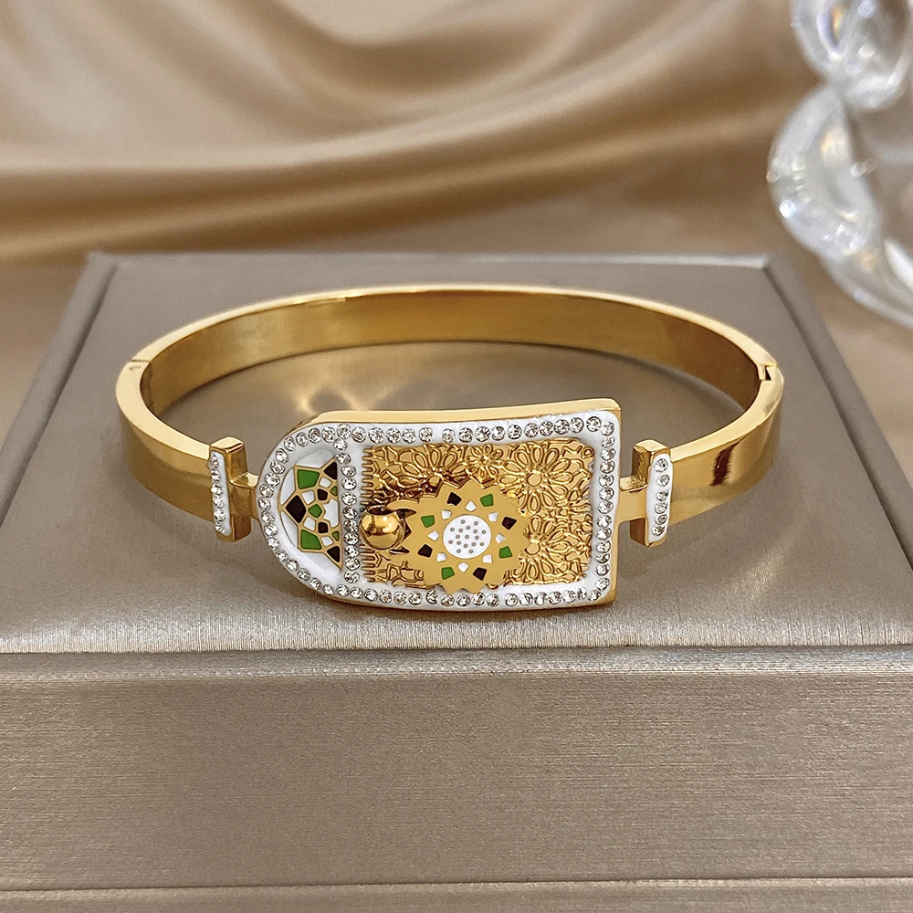 

DODOHAO Luxurious Rhinestone Arched Stainless Steel Bangle for Women Glossy Gold Plated Waterproof Cuff Bracelet Stacked Jewelry