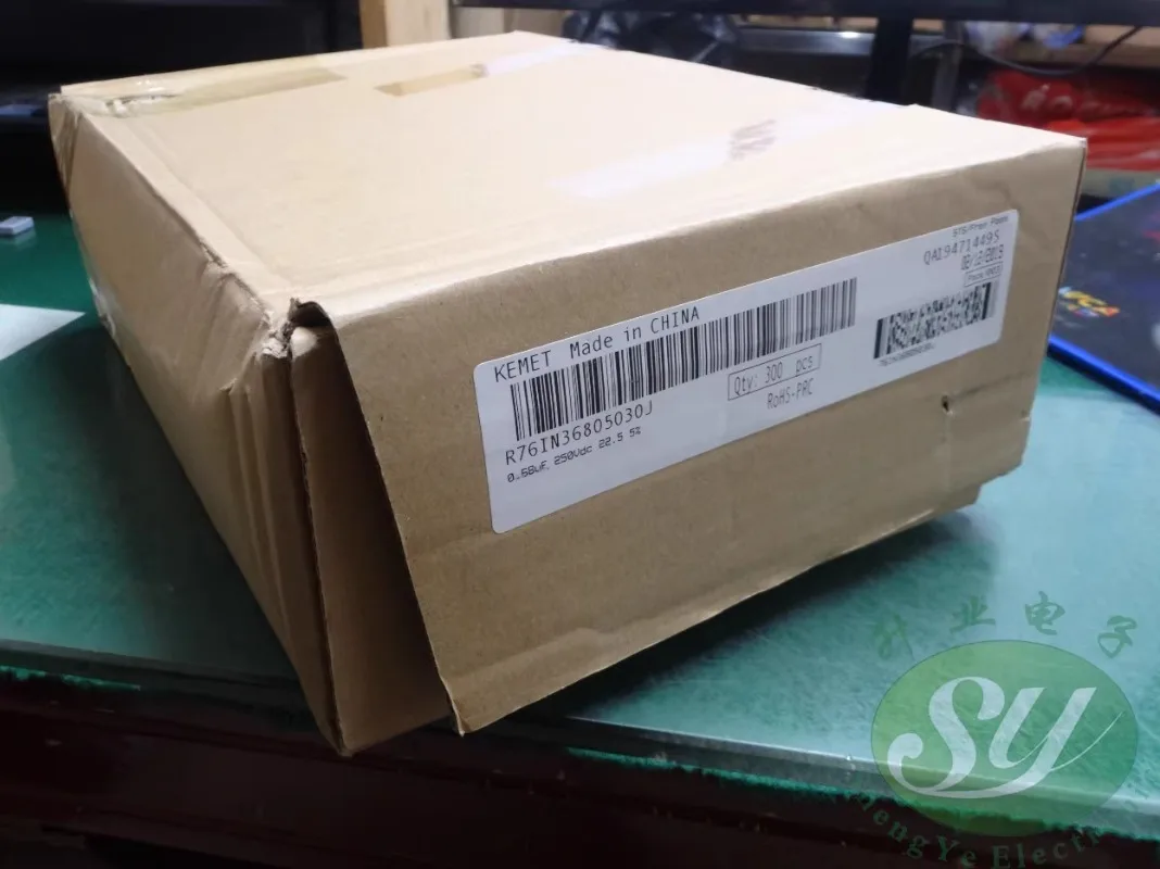 10PCS KEMET AV R76 0.68uf/250V 680nf u68 684 New film capacitor 22MM