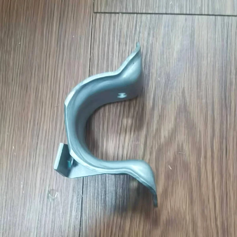 1044388 -00-B 1044383 -00-B Auto Front Stabilisator Stabilisator Befestigungs Halterung Für Tesla Modell 3 2017-2021 Balance Bar Clamp – Detail 7