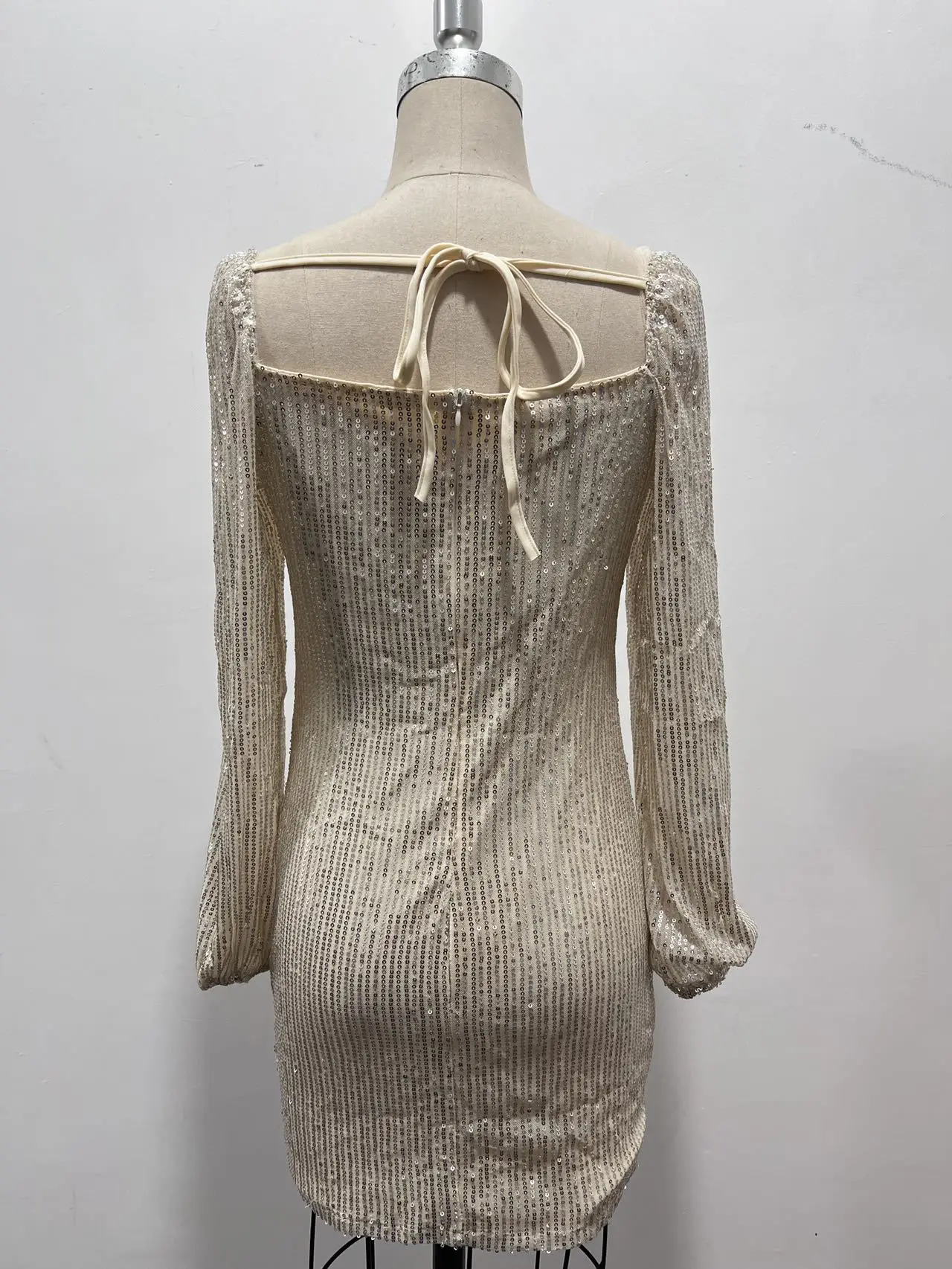 المرأة الترتر مثير طويلة الأكمام الرجعية الترتر فستان قصير عارية الذراعين مأدبة فستان الحدث فستان وصيفة الشرف