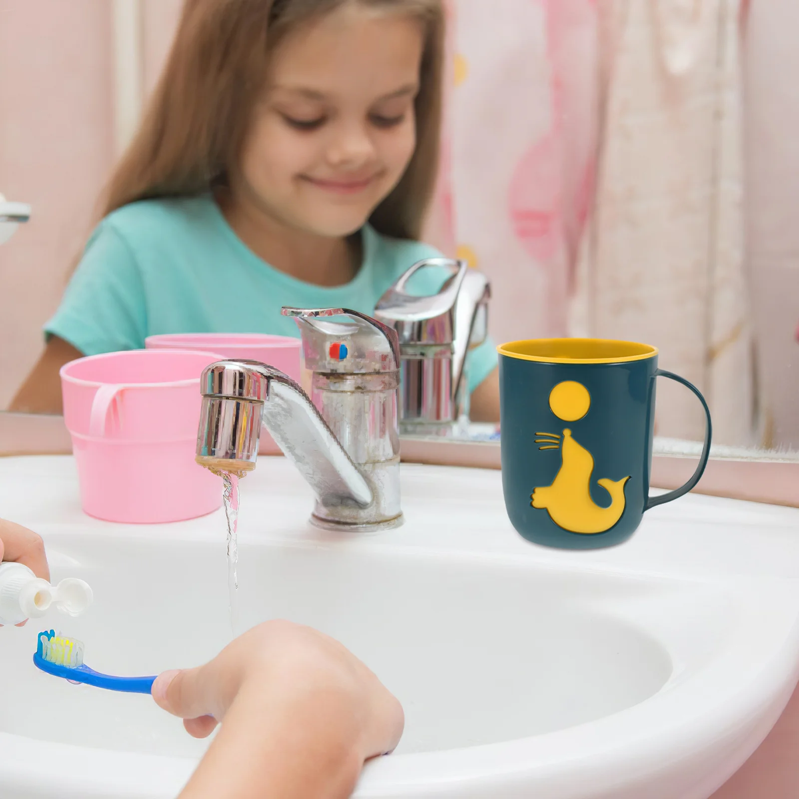 Creative Dolphin Design Toothbrush Rinsing Cup Portable Multi-Purpose Brushing Mug Safe Material Oral Care Travel Friendly