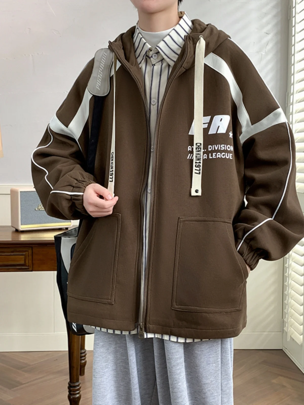 

Thiened Cotton Jaet for Teenage Boys Autumn Winter New Sle Casual Sli Outerwear with Hood And Zipper ket