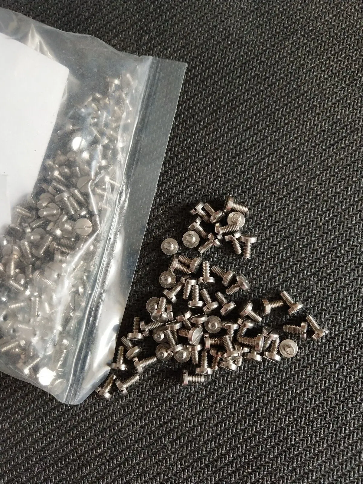 100 Pcs Maintenance Screws For Saxophone,Wind & Woodwind Parts & Accessories