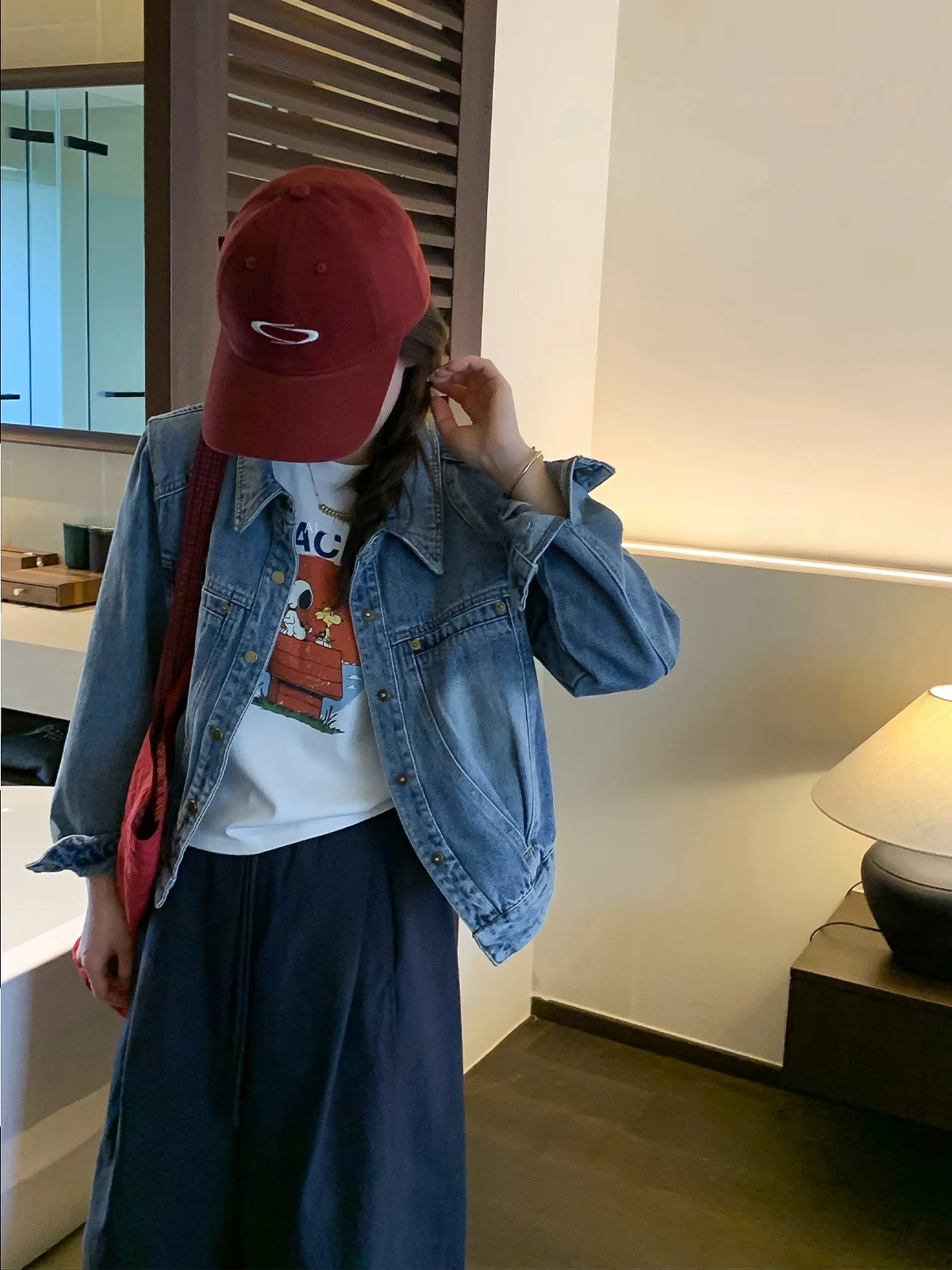 

Blue Short American Style Denim Jacket Women's Spring 2026 Fashion Versatile Top Love Devil Fish Commute Style Loose Fit