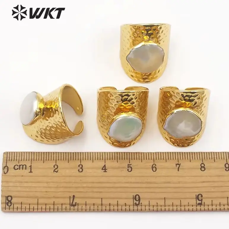 WT-R306 Round Shape Natural Freshwater Pearl In Middle With Gold Electroplated Ring Women Vintage Design Jewelry