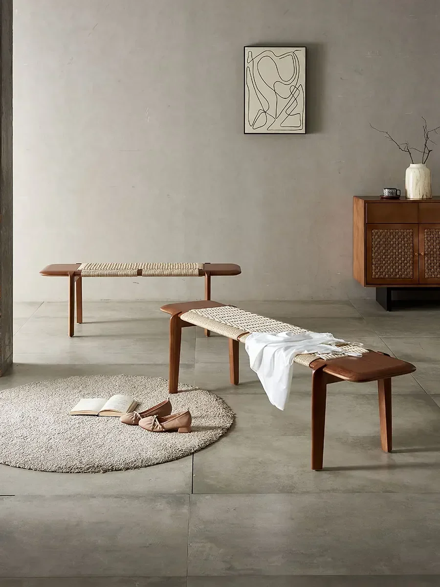 Stool Easy to Use Smooth Surface Non-Slip Feet Sturdy Construction Durable Build Scratch Resistant Reinforced Frame