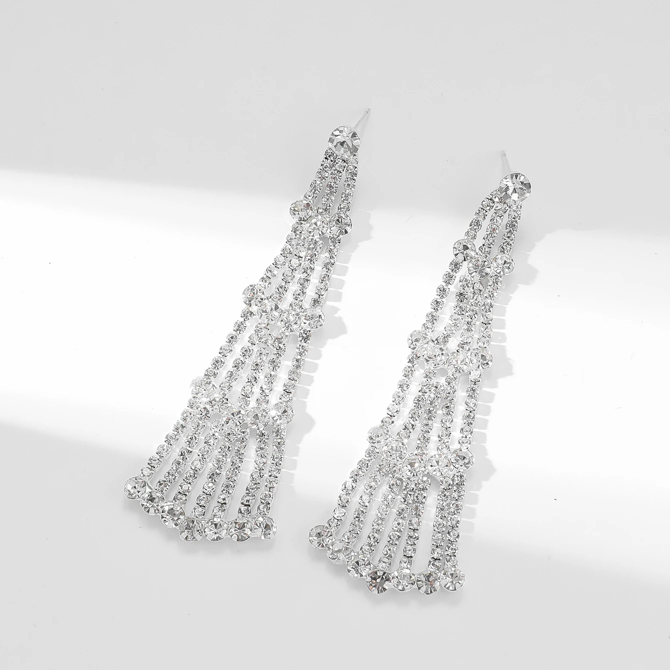 Luxury Women's  Rhinestone Fringe Hanging Earrings New Shiny Wedding Party Jewelry Gifts