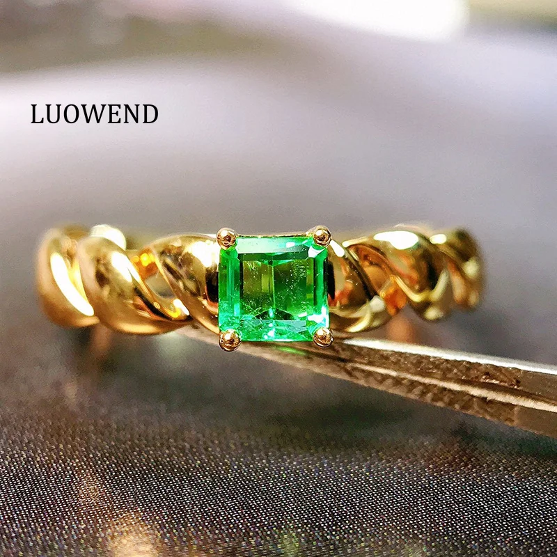 LUOWEND 100% 18K Yellow Gold Rings Fashion Metal Style Real Natural Emerald Engagement Ring for Women High Party Jewelry