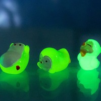 Creative Luminous Penguin Mini Penguin Ornaments Miniature Figurines Mini Animals Figurine DIY Doll House Gardening Accessory