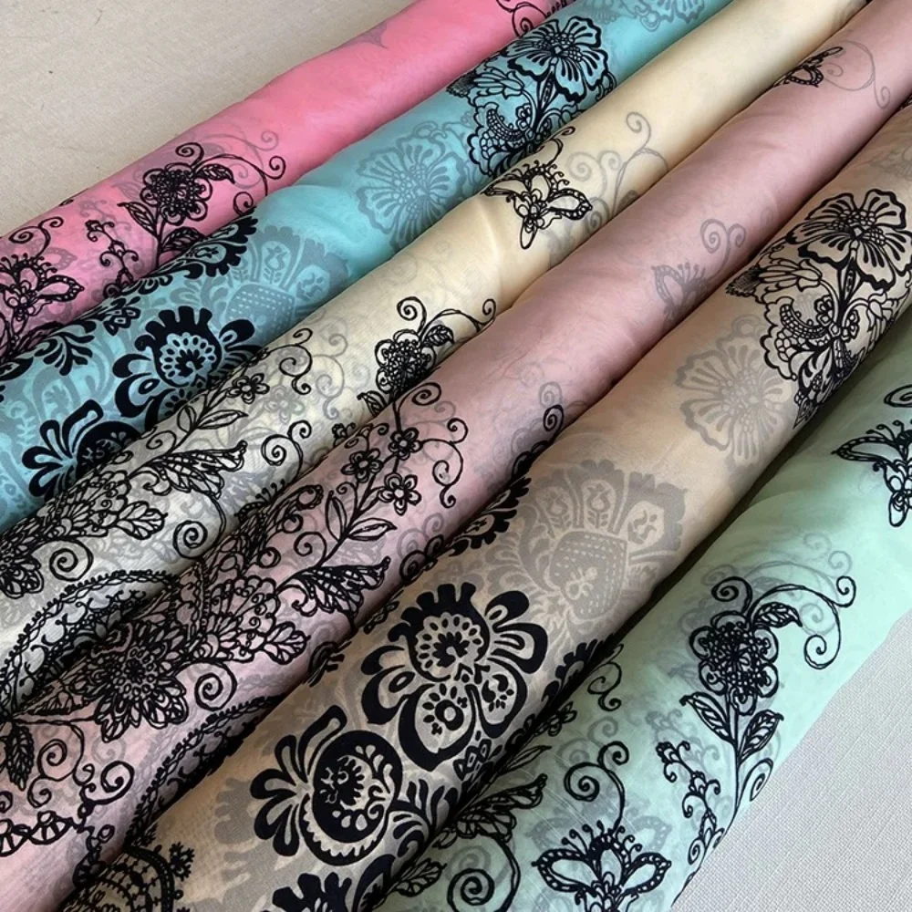 

Graceful Printing Design Ready Goods Discount Price Stiff Feeling 100% Pure Silk Organza Fabric for Women Custom Wedding Dresses
