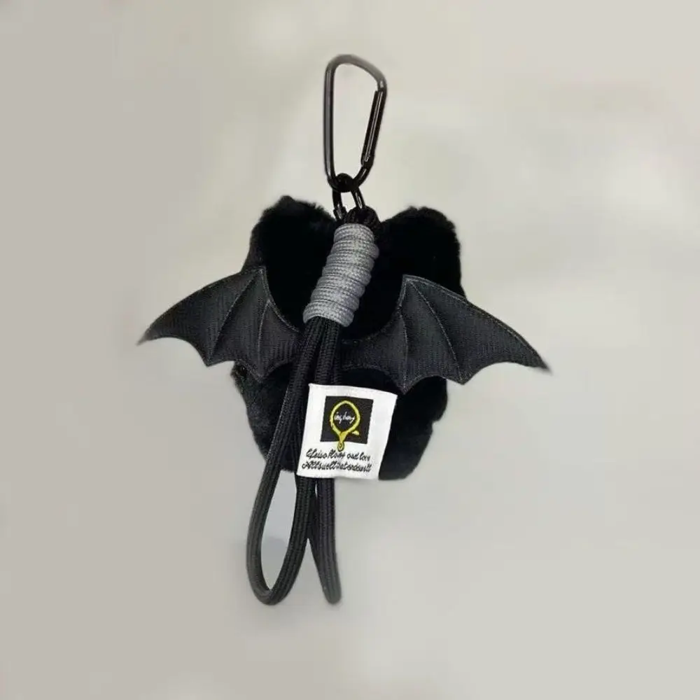 Lindo pez gato negro muñeco de peluche llavero babero alas muñeca bolsa colgante fresa coche llavero bolso escolar decoración