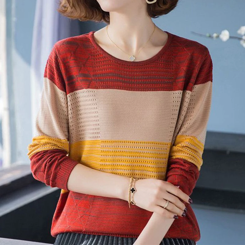 Autumn and Winter New Fashion Chic T-shirt Women Hollow Out Contrasting Color Round Collar Long Sleeve Loose Casual Knitted Top