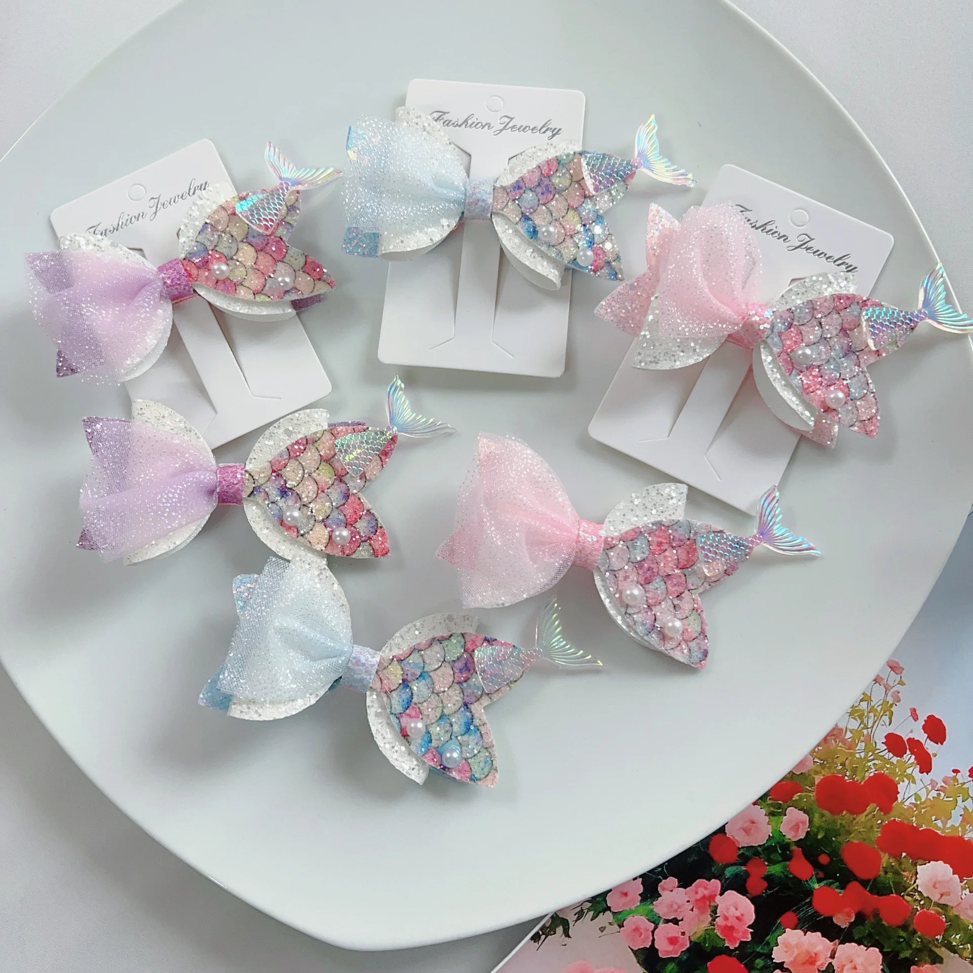Pinza para el pelo de cola de sirena colorida con escamas, diadema de malla de princesa, accesorio lindo para niñas, decoración para fiesta de cumpleaños de la Sirenita