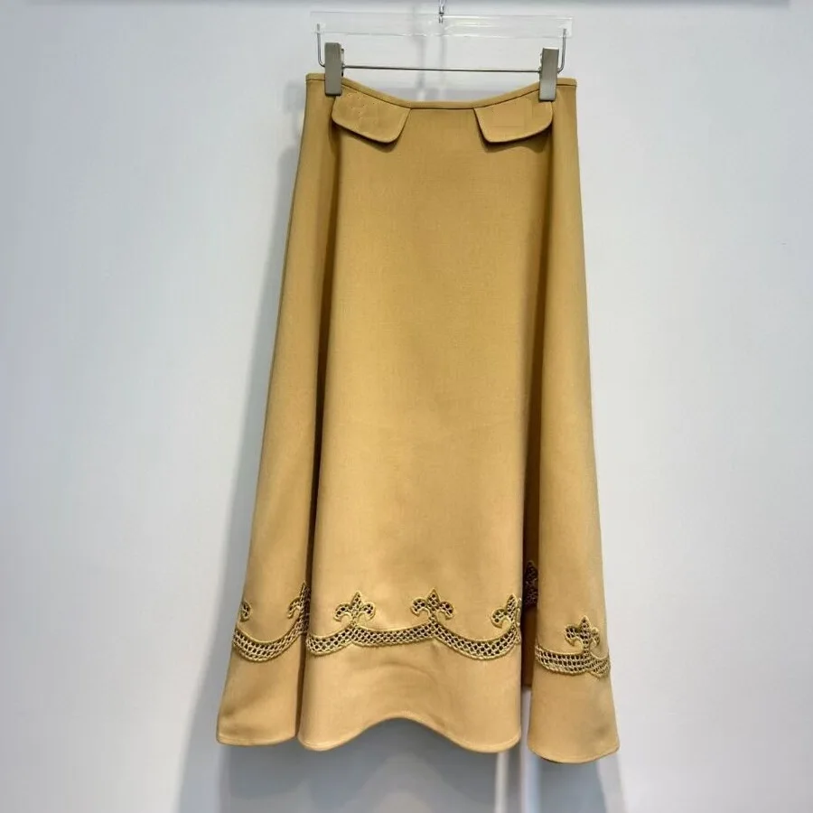 

2025 Autumn Fashion Long Skirts High Quality Women Hollow Out Embroidery Back Zip High Waist Long Maxi Khaki Black Skirt Party