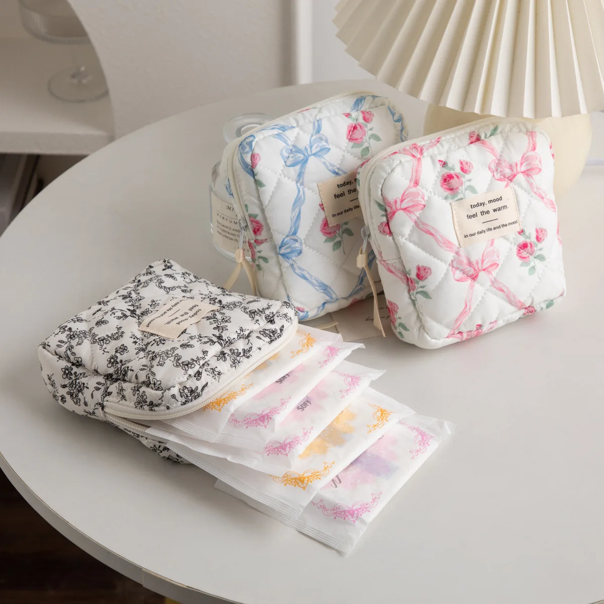 Ins Cute Bow Makeup Bag Woman Large Sanitary Pad Pouch Sanitary Napkin Storage Bag Girls Coin Purse Coin Pouch Kids Cute Purse