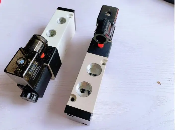 صمامات الملف اللولبي للهواء 4V310-08 2 موضع 5 منفذ 1/4 بوصة صمام تحكم هوائي