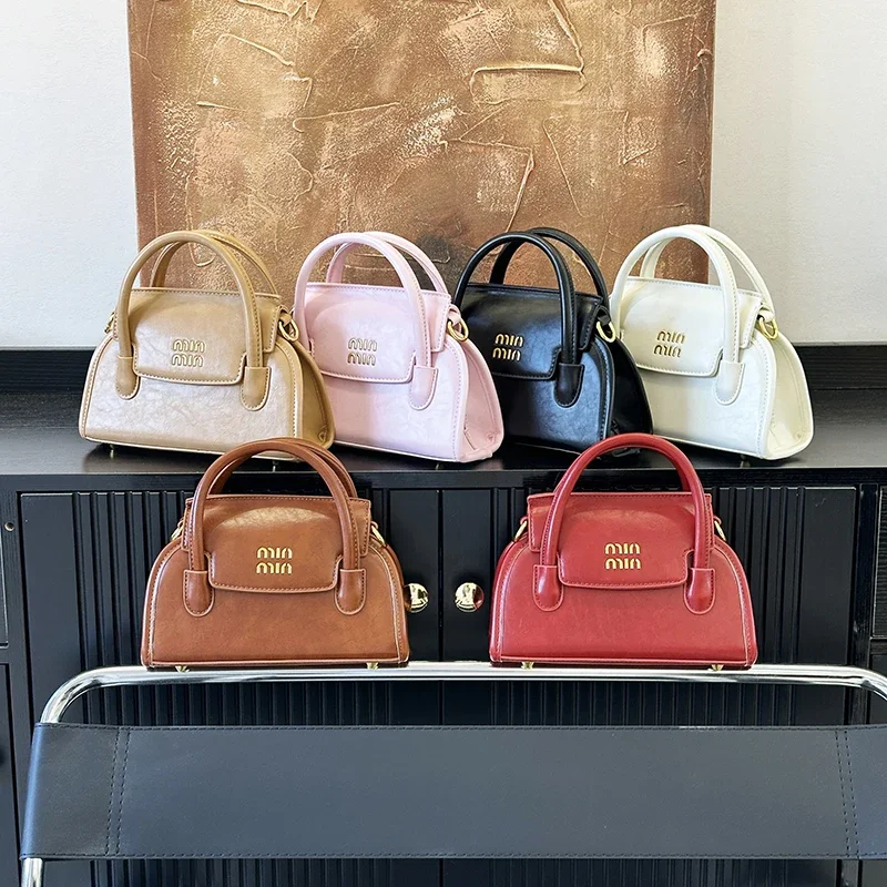 حقيبة يد أنيقة بلون موحد للنساء مع تأثير أزياء باريس وتصميم شعار الحروف اللافتة للنظر #6