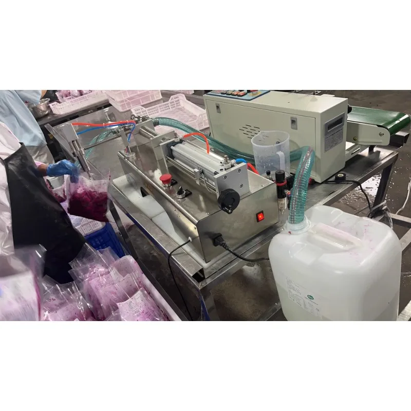 Picture 7: Horizontal Pneumatic Paste Filling Machine Automatic Quantitative For Cosmetic Liquid Cream Sauce Lubricant Filling