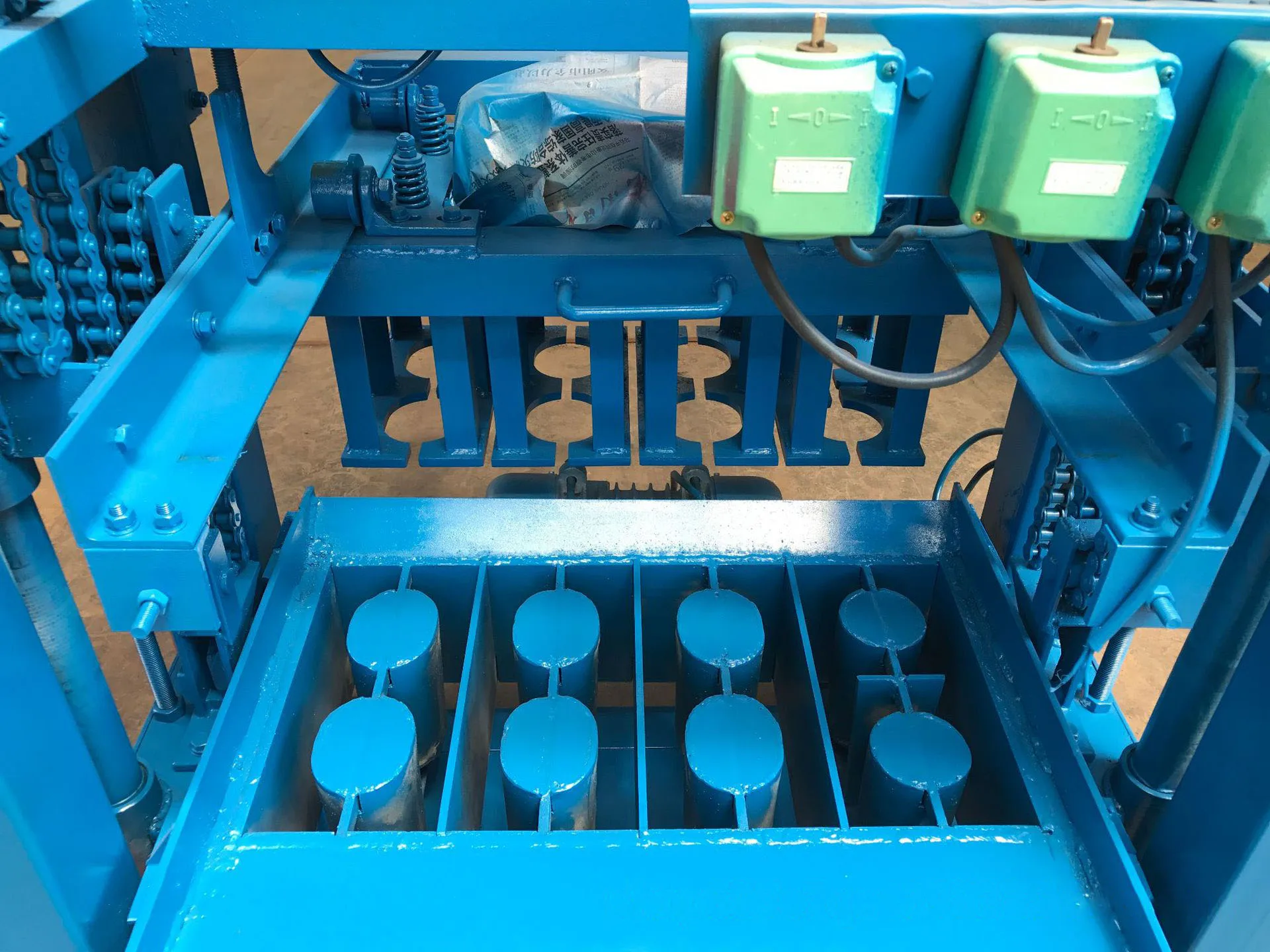 Máquina automática para fabricar bloques de hormigón a la venta: