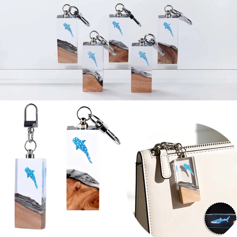 

Blue Whale Keychain Resin Craft Marine Animal Rectangular Backpack Pendant Gift Wholesale Available