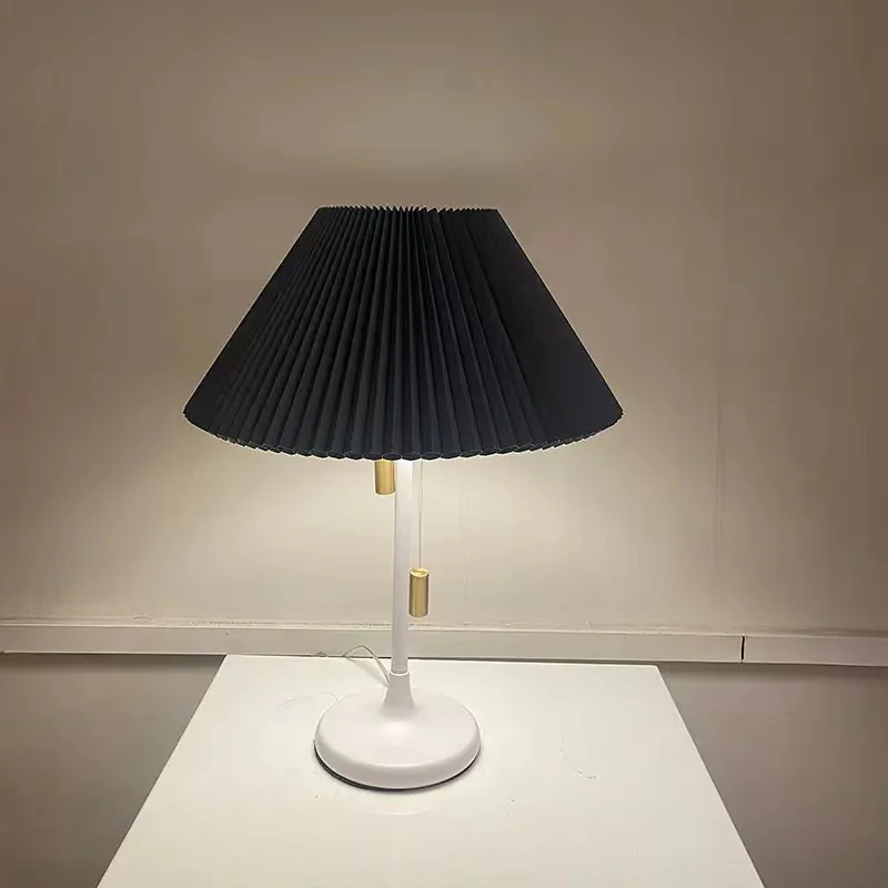 

Simple Blue Nordic Metal Fabric LED Apartment Hotel Hotel Living Room Bedside Popular Good Price Table Lamp Reading Light