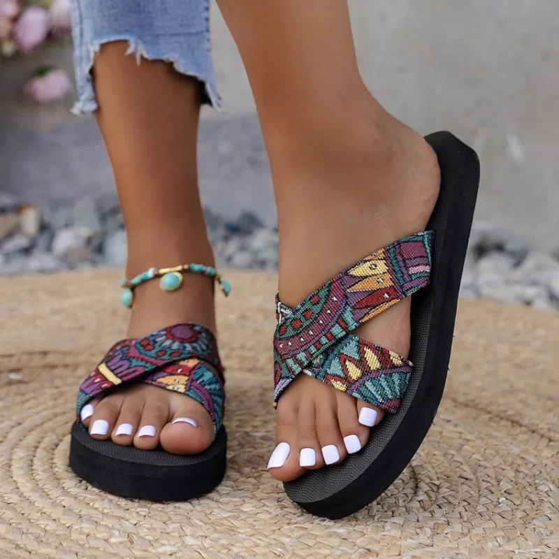 Zapatillas planas estampadas para Mujer, sandalias de Punta abierta, chanclas a la moda, zapatos de playa de marca, 2024 deslizantes