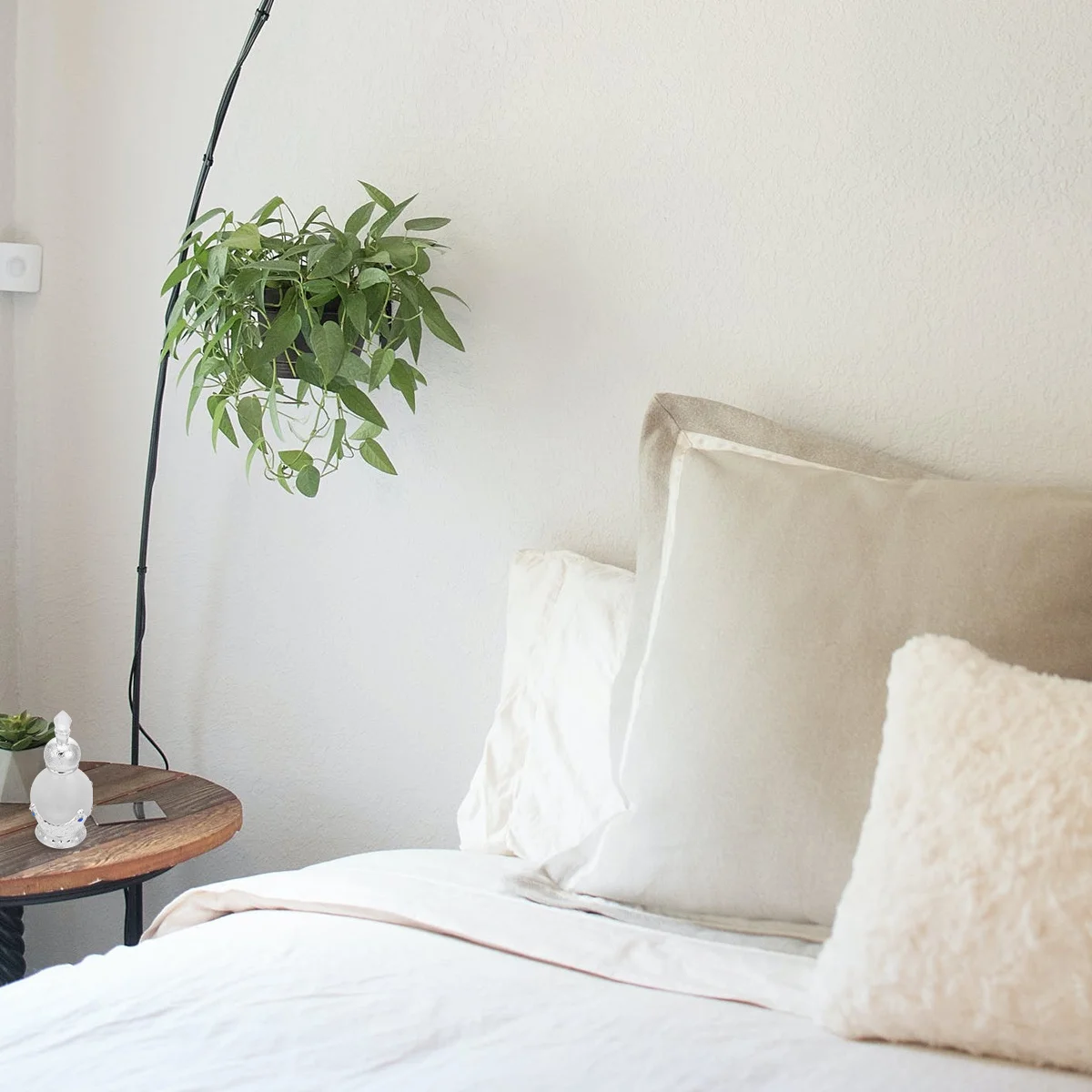 

15ml Arabia Style Glass Perfume Dropper Bottle Refillable Essential Oils Lotion Toner Storage Glass Perfume Bottles