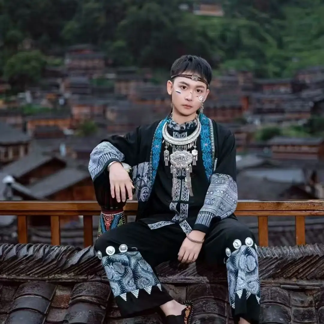 New in Hmong Costume for Men Traditional Chinese Clothing Stage Performance Outfits Hmong Male