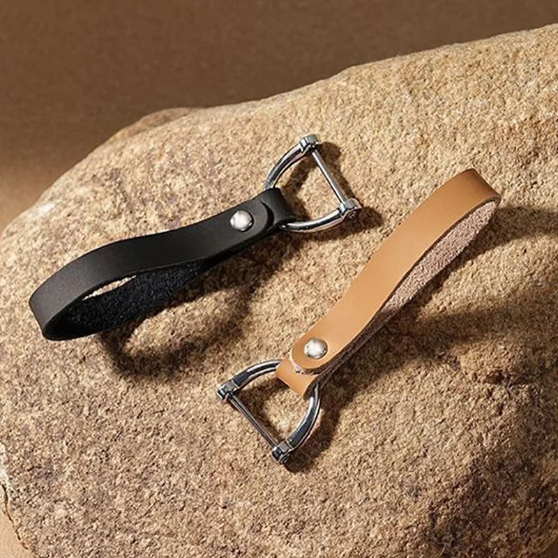 سلسلة مفاتيح متعددة الألوان من جلد البولي يوريثان مع إبزيم معدني #3