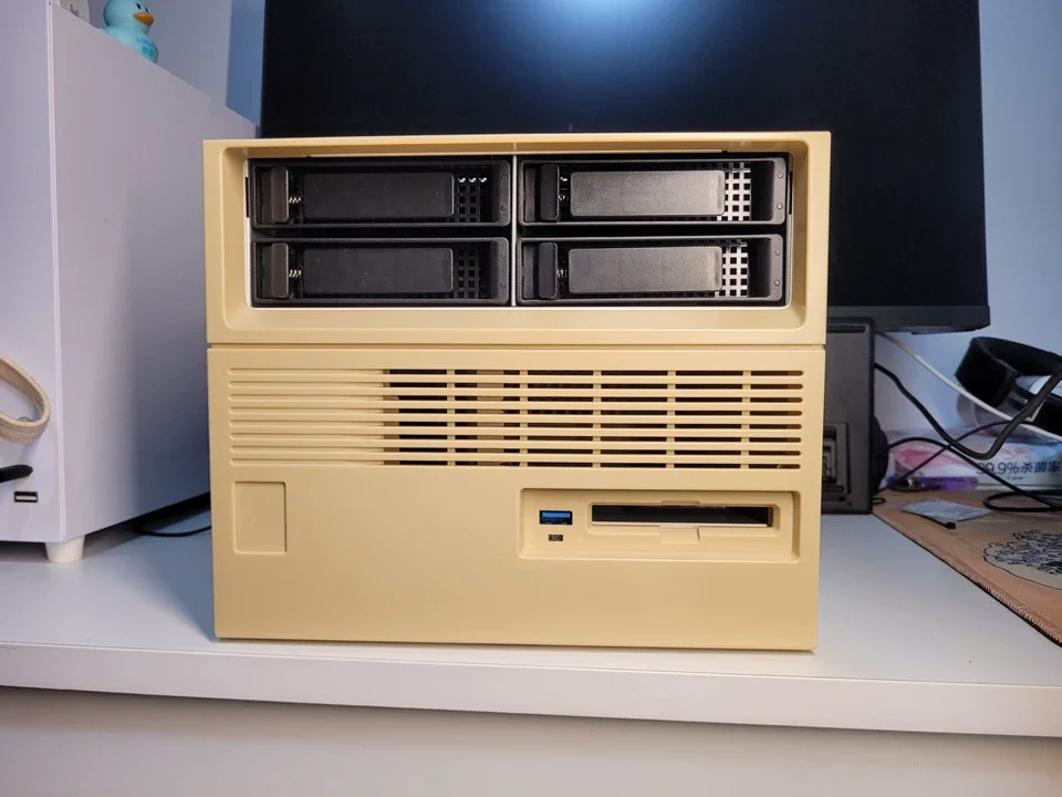 Retro Hard Drive NAS Enclosure Snail Fly Bull Black Group SFX Power Supply Empty Chassis ITX4 4+2 Bay - No Hardware Included
