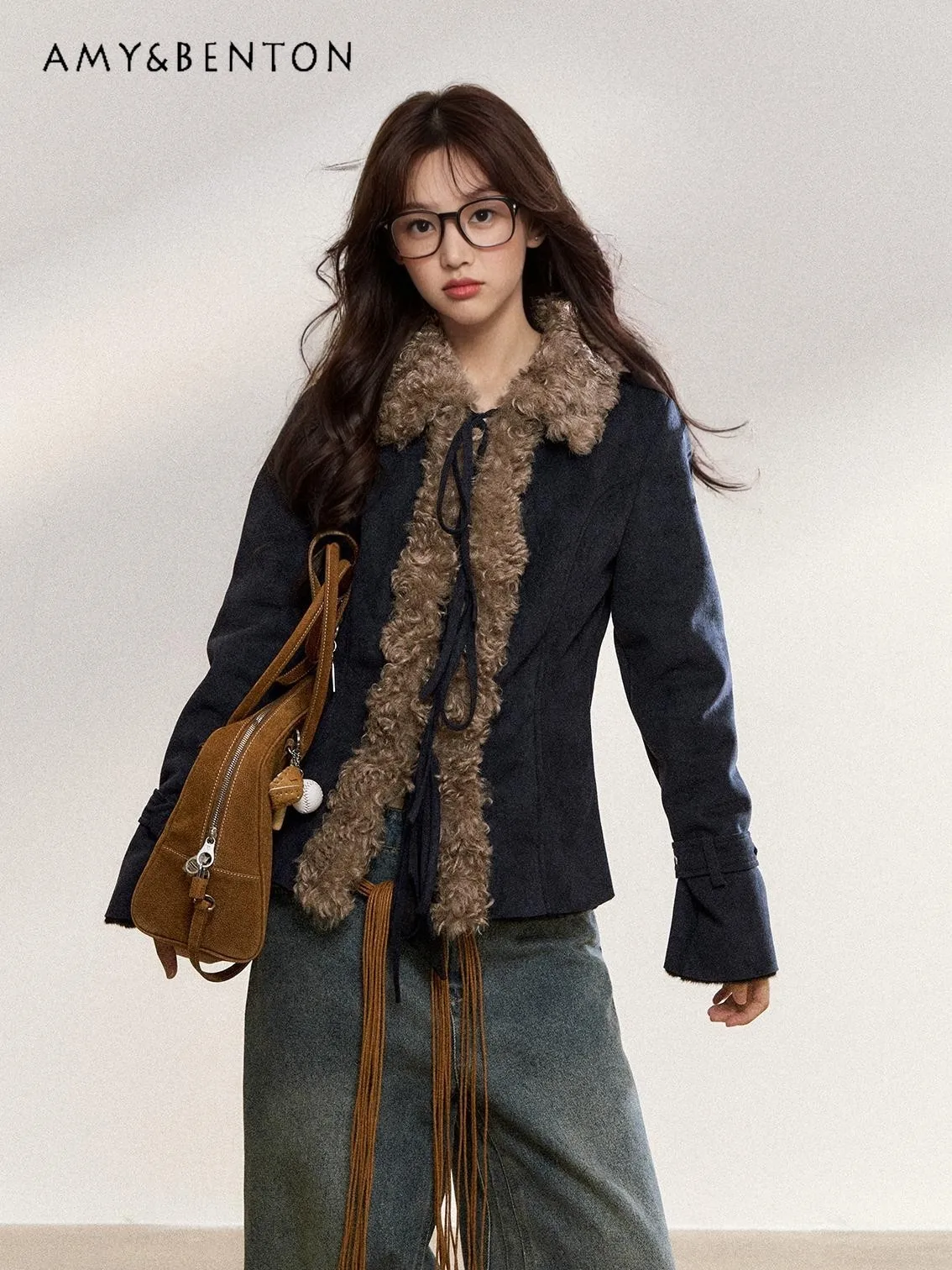 

2025 Autumn Winter New Women's Blue Vintage High-End Suede Jacket Brown Slim Fit Short Fur Patchwork Turn-Down Collar Jacket