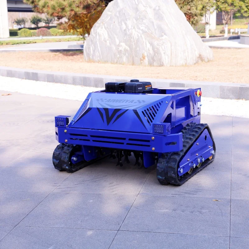 تخصيص التضاريس المعقدة جزازة العشب نوع المسار جهاز ذكي للتحكم عن بعد آلة إزالة الأعشاب الضارة الدوارة